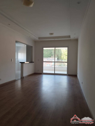 Apartamento com 3 Quartos para Alugar, 92 m² em Centro - Jacareí