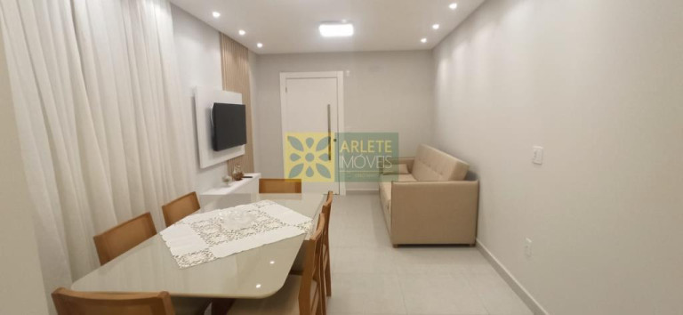 Apartamento com 2 Quartos para Alugar ou Temporada, 72 m² em Balneário Perequê - Porto Belo