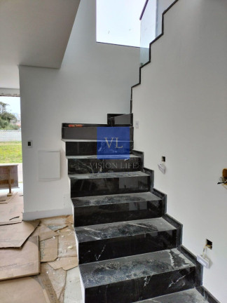 Imagem Casa com 3 Quartos à Venda, 170 m² em Santa Candida - Curitiba Imagem Casa com 3 Quartos à Venda, 170 m² em Santa Candida - Curitiba
