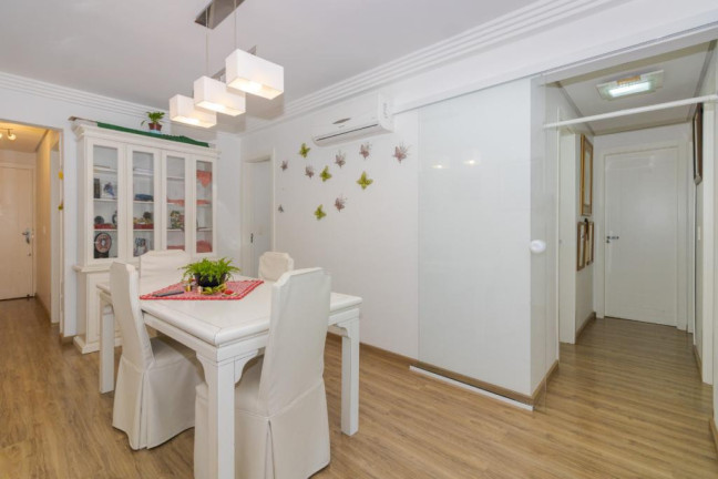 Imagem Apartamento com 3 Quartos à Venda,  em São João - Porto Alegre