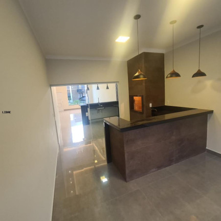 Imagem Casa com 3 Quartos à Venda, 170 m² em Lívia Iii - Botucatu