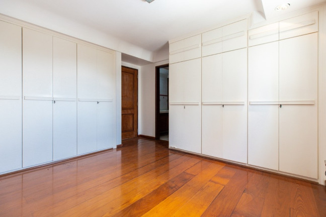 Imagem Imóvel com 4 Quartos à Venda, 425 m² em Moema - São Paulo Imagem Imóvel com 4 Quartos à Venda, 425 m² em Moema - São Paulo