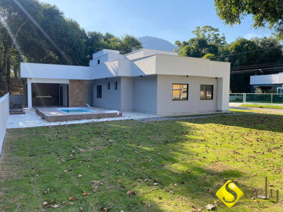 Imagem Casa com 3 Quartos à Venda, 360 m² em Maricá