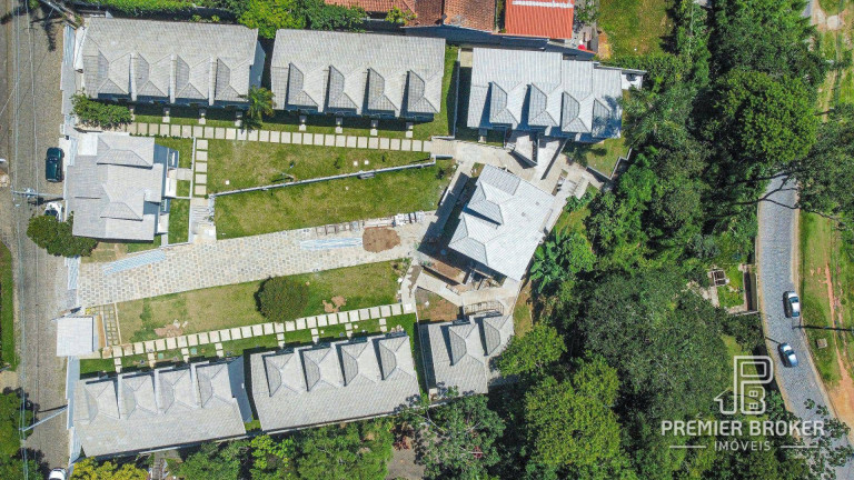 Imagem Casa com 2 Quartos à Venda, 54 m² em Cascata Do Imbuí - Teresópolis