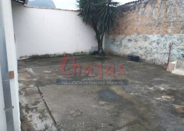 Imagem Casa com 3 Quartos à Venda, 300 m² em Poiares - Caraguatatuba Imagem Casa com 3 Quartos à Venda, 300 m² em Poiares - Caraguatatuba