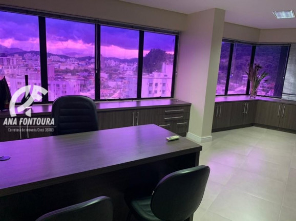Imagem Sala Comercial à Venda, 126 m² em Centro - Balneário Camboriú Imagem Sala Comercial à Venda, 126 m² em Centro - Balneário Camboriú