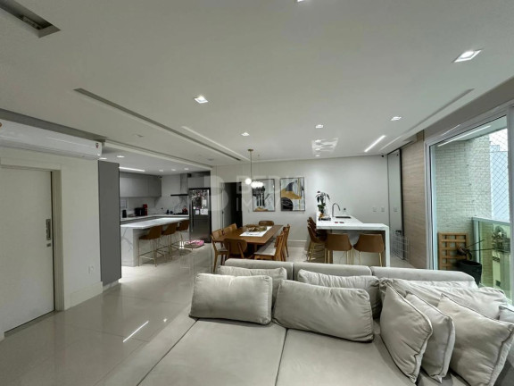 Imagem Apartamento com 4 Quartos à Venda, 162 m² em Centro - Balneário Camboriú Imagem Apartamento com 4 Quartos à Venda, 162 m² em Centro - Balneário Camboriú