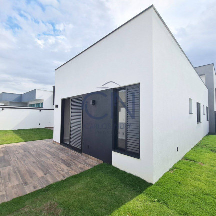 Imagem Casa com 3 Quartos à Venda, 280 m² em Piracangaguá - Taubaté