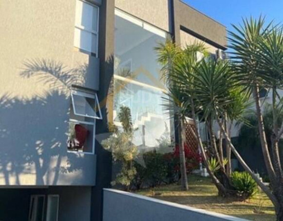 Imagem Casa com 3 Quartos à Venda, 250 m² em Suru - Santana De Parnaíba Imagem Casa com 3 Quartos à Venda, 250 m² em Suru - Santana De Parnaíba