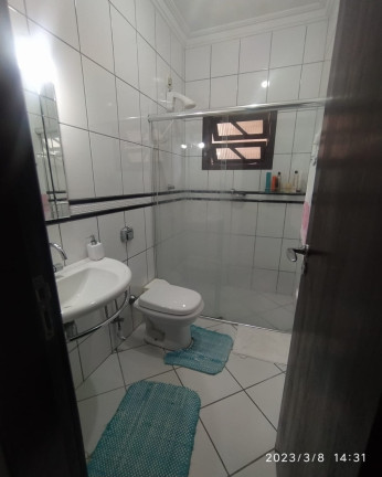Imagem Casa com 6 Quartos à Venda, 400 m² em Bucarein - Joinville Imagem Casa com 6 Quartos à Venda, 400 m² em Bucarein - Joinville