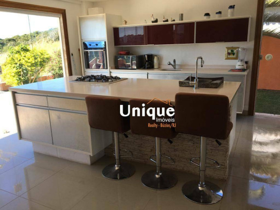 Imagem Casa com 4 Quartos à Venda, 318 m² em Ferradura - Armação Dos Búzios Imagem Casa com 4 Quartos à Venda, 318 m² em Ferradura - Armação Dos Búzios