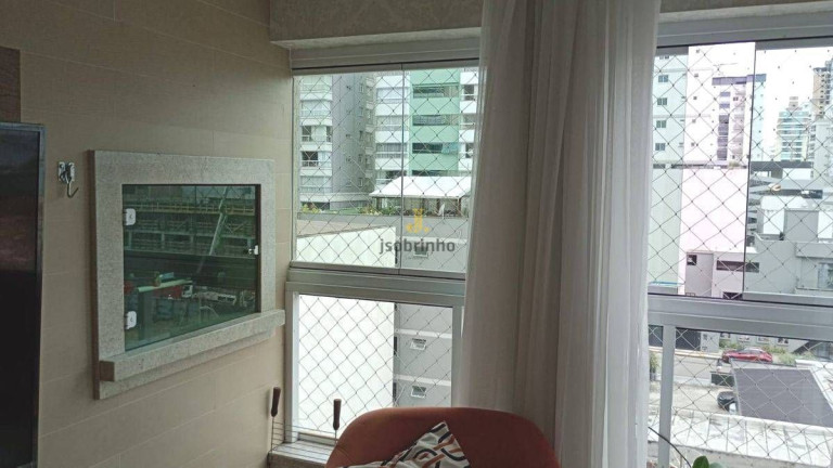 Imagem Apartamento com 2 Quartos para Temporada, 92 m² em Itapema