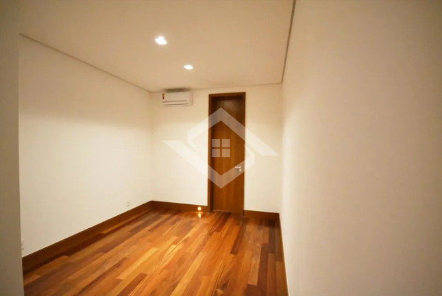 Imagem Casa com 5 Quartos à Venda, 1.000 m² em Barra Da Tijuca - Rio De Janeiro Imagem Casa com 5 Quartos à Venda, 1.000 m² em Barra Da Tijuca - Rio De Janeiro