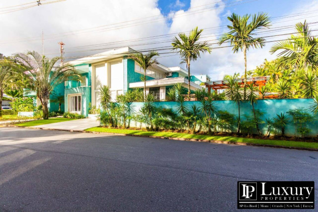 Imagem Casa com 8 Quartos à Venda, em Tabatinga - Caraguatatuba Imagem Casa com 8 Quartos à Venda, em Tabatinga - Caraguatatuba