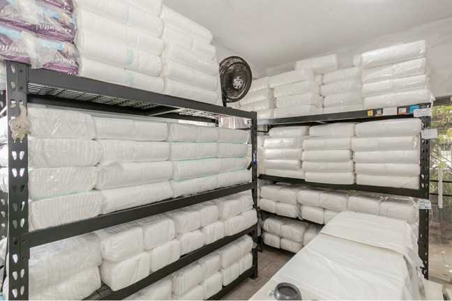 Imagem Casa com 2 Quartos à Venda, 200 m² em Cavalhada - Porto Alegre