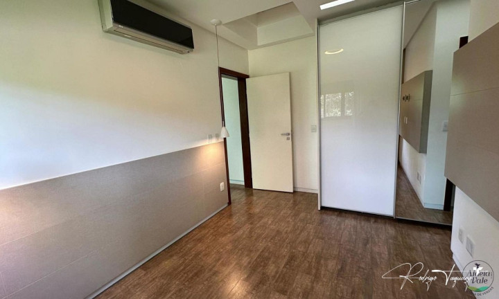 Imagem Sobrado com 4 Quartos à Venda, 371 m² em Residencial Aldeia Do Vale - Goiânia