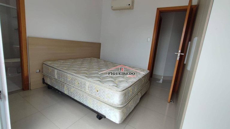 Imagem Apartamento com 3 Quartos à Venda, 193 m² em Canto Do Forte - Praia Grande