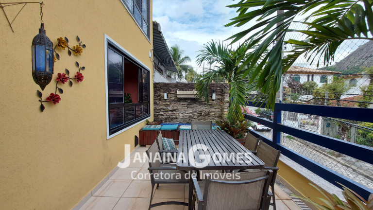 Imagem Casa com 4 Quartos à Venda, 300 m² em São Francisco - Niterói Imagem Casa com 4 Quartos à Venda, 300 m² em São Francisco - Niterói