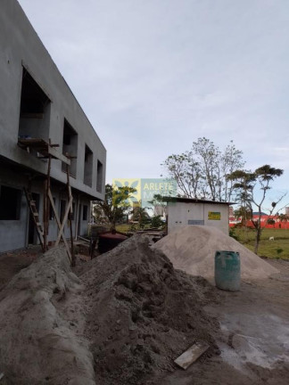 Casa com 2 Quartos à Venda, 77 m² em Vila Nova - Porto Belo
