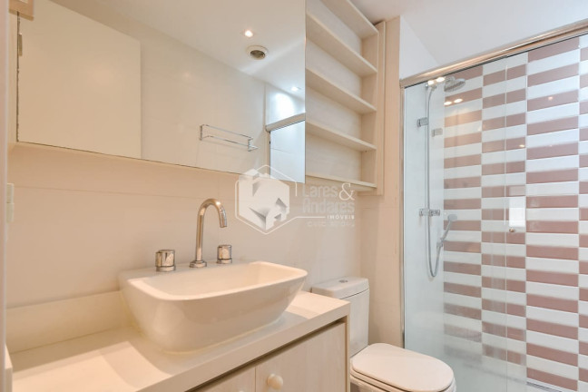 Imagem Apartamento com 3 Quartos à Venda, 142 m² em Pinheiros - São Paulo Imagem Apartamento com 3 Quartos à Venda, 142 m² em Pinheiros - São Paulo