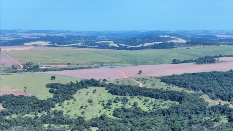Imagem Fazenda à Venda, 1.530 m² em Zona Rural - Caldas Novas Imagem Fazenda à Venda, 1.530 m² em Zona Rural - Caldas Novas