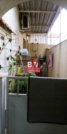 Imagem Casa com 1 Quarto à Venda, 70 m² em Vila Kosmos - Rio De Janeiro Imagem Casa com 1 Quarto à Venda, 70 m² em Vila Kosmos - Rio De Janeiro