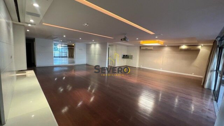 Imagem Apartamento com 4 Quartos à Venda, 360 m² em Icaraí - Niterói Imagem Apartamento com 4 Quartos à Venda, 360 m² em Icaraí - Niterói