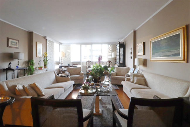 Apartamento com 4 Quartos à Venda, 250 m² em Jardim América - São Paulo
