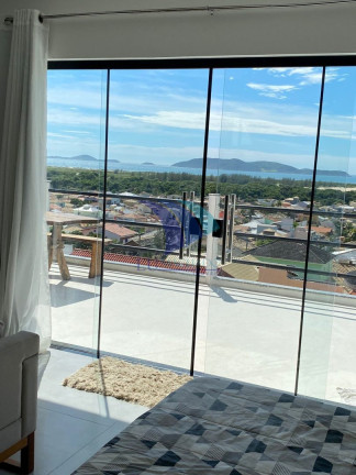 Imagem Casa com 3 Quartos à Venda, 165 m² em Ogiva - Cabo Frio