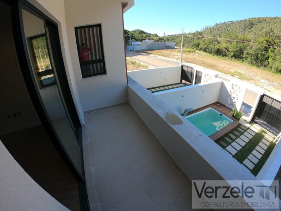 Imagem Casa com 3 Quartos à Venda, 165 m² em São Francisco De Assis - Camboriú Imagem Casa com 3 Quartos à Venda, 165 m² em São Francisco De Assis - Camboriú