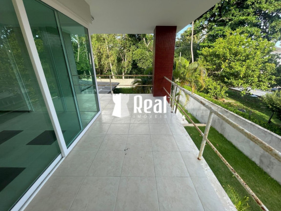 Imagem Casa com 4 Quartos à Venda, 550 m² em Busca Vida - Camaçari Imagem Casa com 4 Quartos à Venda, 550 m² em Busca Vida - Camaçari