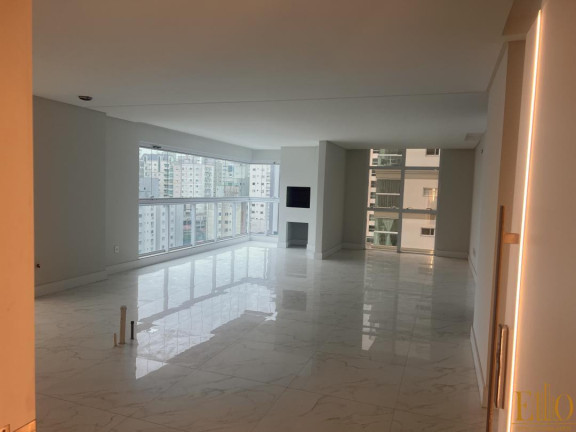 Imagem Apartamento com 3 Quartos à Venda, 127 m² em Meia Praia - Itapema Imagem Apartamento com 3 Quartos à Venda, 127 m² em Meia Praia - Itapema