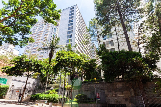 Apartamento com 3 Quartos à Venda, 172 m² em Bela Vista - São Paulo