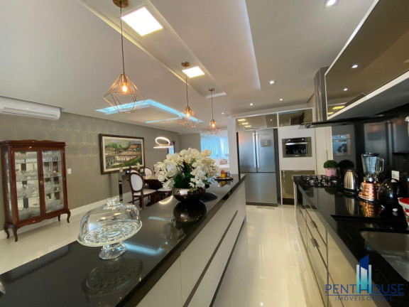 Imagem Apartamento com 6 Quartos à Venda, 228 m² em Centro - Balneário Camboriú Imagem Apartamento com 6 Quartos à Venda, 228 m² em Centro - Balneário Camboriú