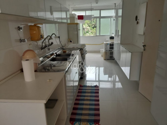 Imagem Apartamento com 4 Quartos à Venda, 172 m² em Pitangueiras - Guarujá