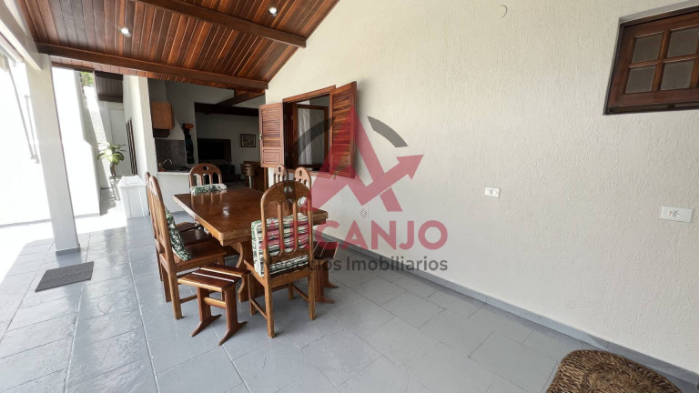 Imagem Casa com 5 Quartos à Venda, 810 m² em Horto Florestal - Ubatuba