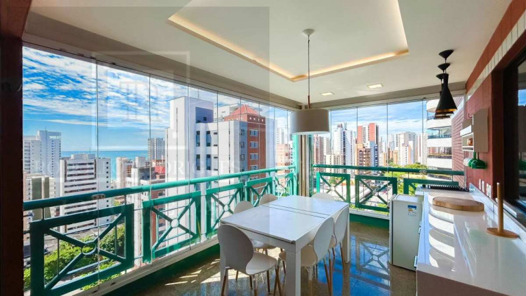 Apartamento com 3 Quartos à Venda, 205 m² em Meireles - Fortaleza