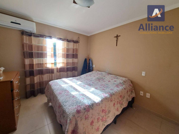 Imagem Casa com 5 Quartos para Alugar, 210 m² em Santo Antônio - Louveira