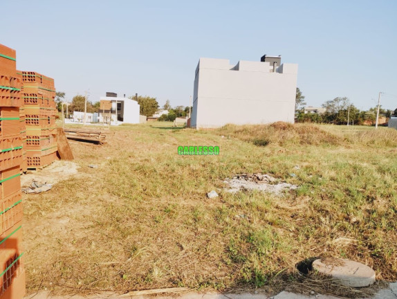 Terreno à Venda, 300 m² em Pinheiro Machado - Santa Maria