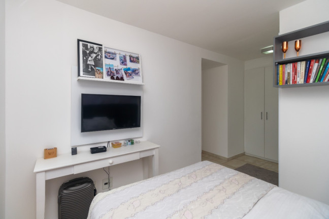 Imagem Apartamento com 2 Quartos à Venda, 69 m² em Campo Belo - São Paulo