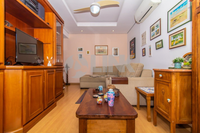 Imagem Apartamento com 1 Quarto à Venda, 58 m² em Bom Fim - Porto Alegre