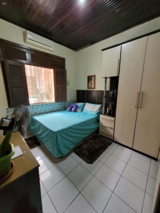 Imagem Casa com 3 Quartos à Venda, 220 m² em Coqueiro - Ananindeua