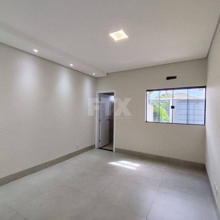 Imagem Casa com 3 Quartos à Venda, 118 m² em Tiradentes - Campo Grande