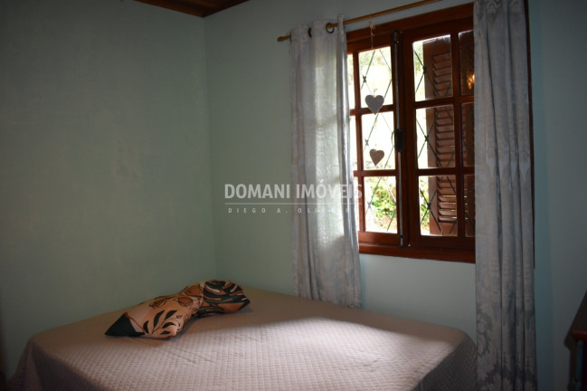 Imagem Casa com 4 Quartos à Venda, 121 m² em Região Do Vale Encantado - Campos Do Jordão