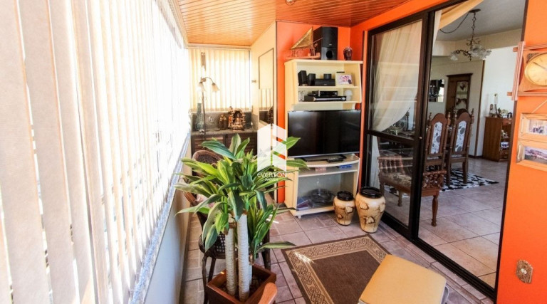 Imagem Apartamento com 3 Quartos à Venda, 150 m² em Centro - Santa Maria