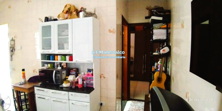 Imagem Casa com 1 Quarto à Venda, 225 m² em Jardim Cidade Carolina - Ubatuba Imagem Casa com 1 Quarto à Venda, 225 m² em Jardim Cidade Carolina - Ubatuba