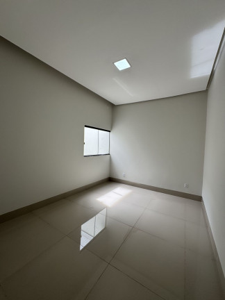 Imagem Casa com 3 Quartos à Venda, 220 m² em Colina Park Residencial - Goianésia