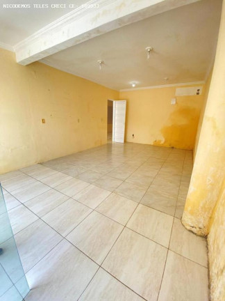 Imagem Casa com 3 Quartos à Venda, 380 m² em Araturi (jurema) - Caucaia