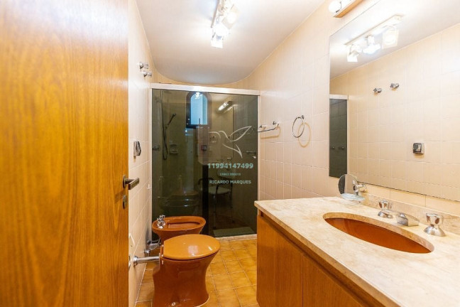 Apartamento com 4 Quartos à Venda, 185 m² em Moema - São Paulo