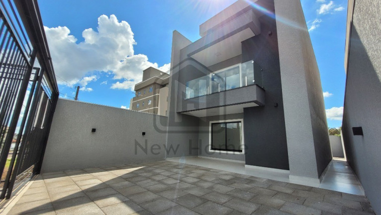 Casa com 3 Quartos à Venda, 130 m² em Coqueiral - Cascavel
